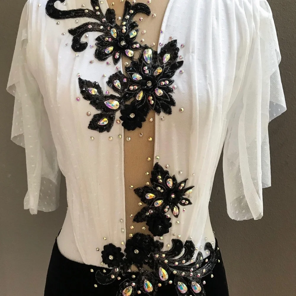 Custom lyrical dance costume - Picture 1 of 6